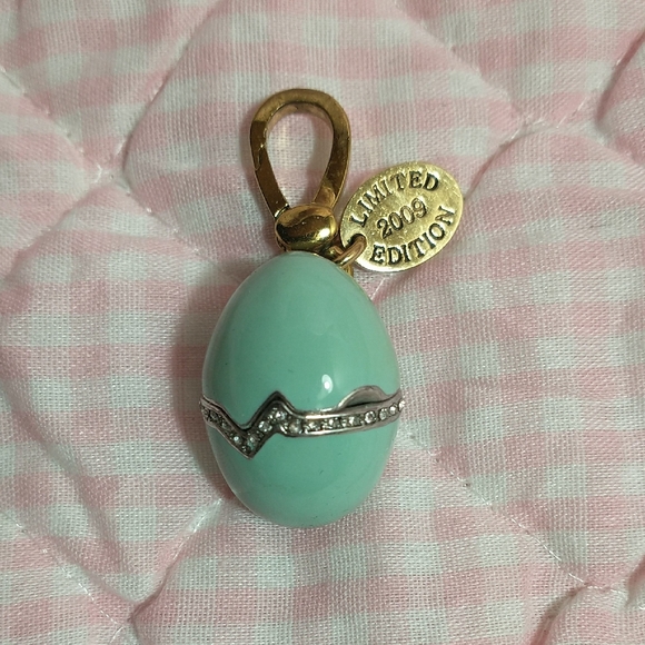 Juicy Couture Jewelry - Juicy Couture Limited Edition Egg Charm